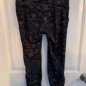 Athleta Size Small Capris
